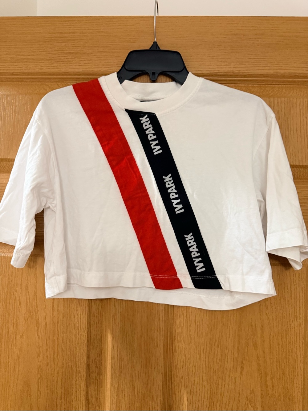 IVY PARK White Cropped Tee with Red and Black Diagonal Stripes